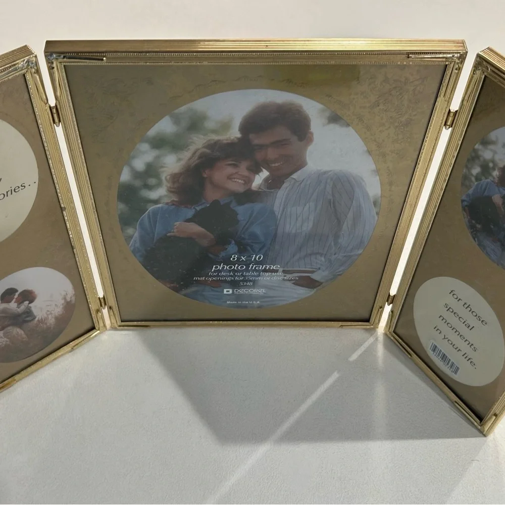 Vintage gold brass metal‎ picture frame trifold embossed detail